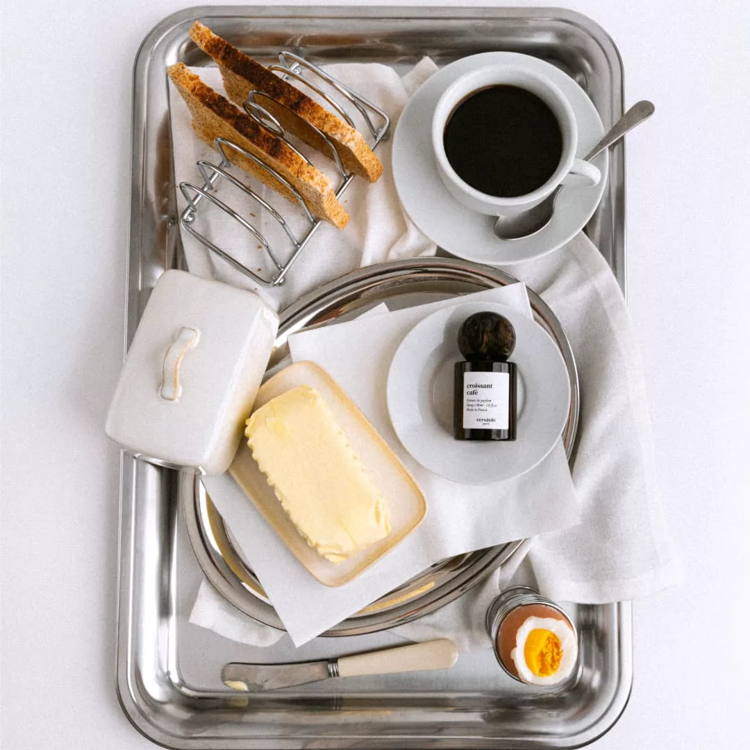 CC_2_VERSATILE Croissant Café – Image 1